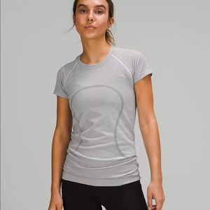 Lululemon Swifty Tech shirt white striped 6